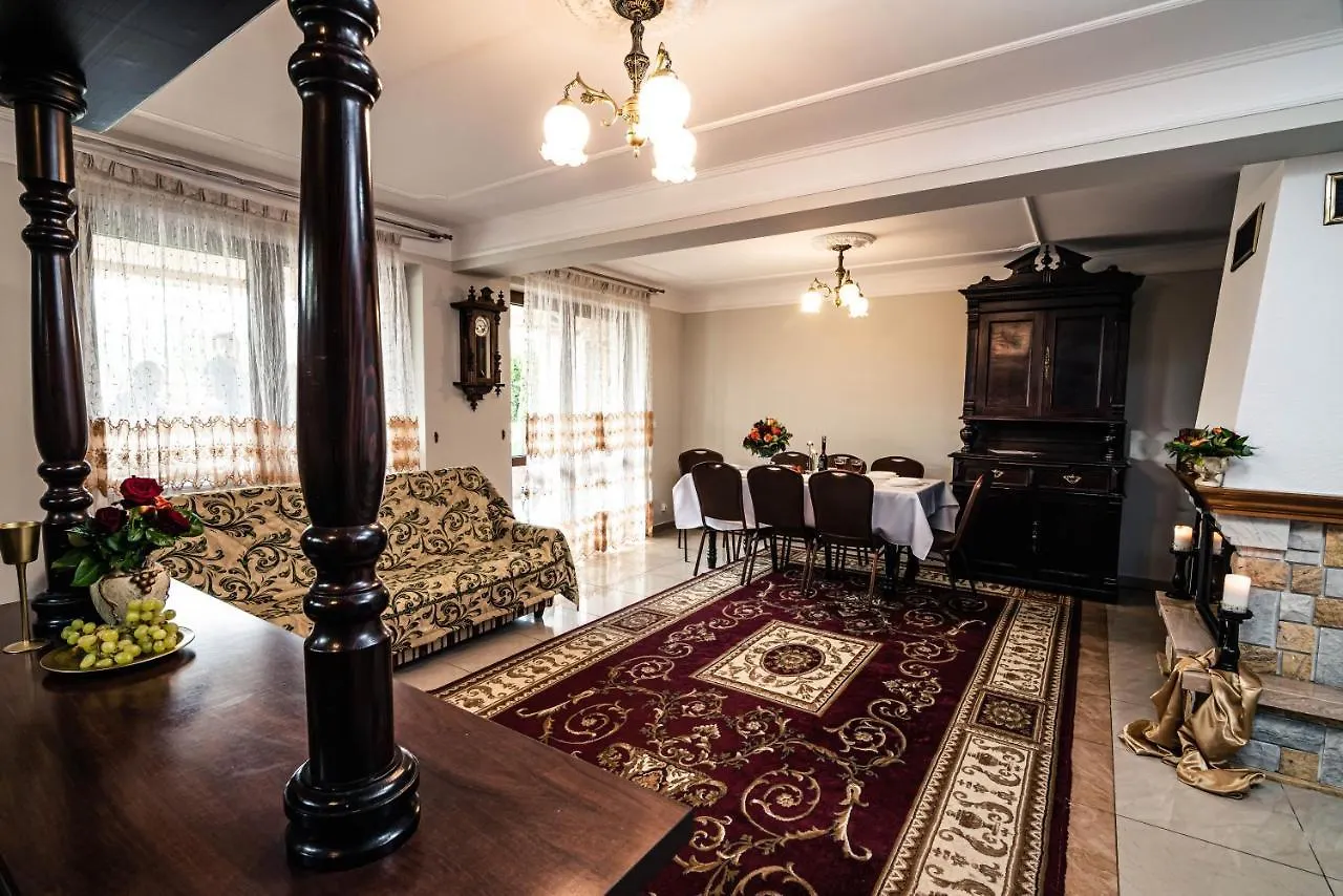 Willa Azja Spa & Wellness Zakopane 0*,  Polen