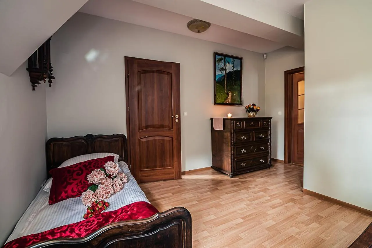Willa Azja SPA&Wellness Zakopane 0*,  Polen